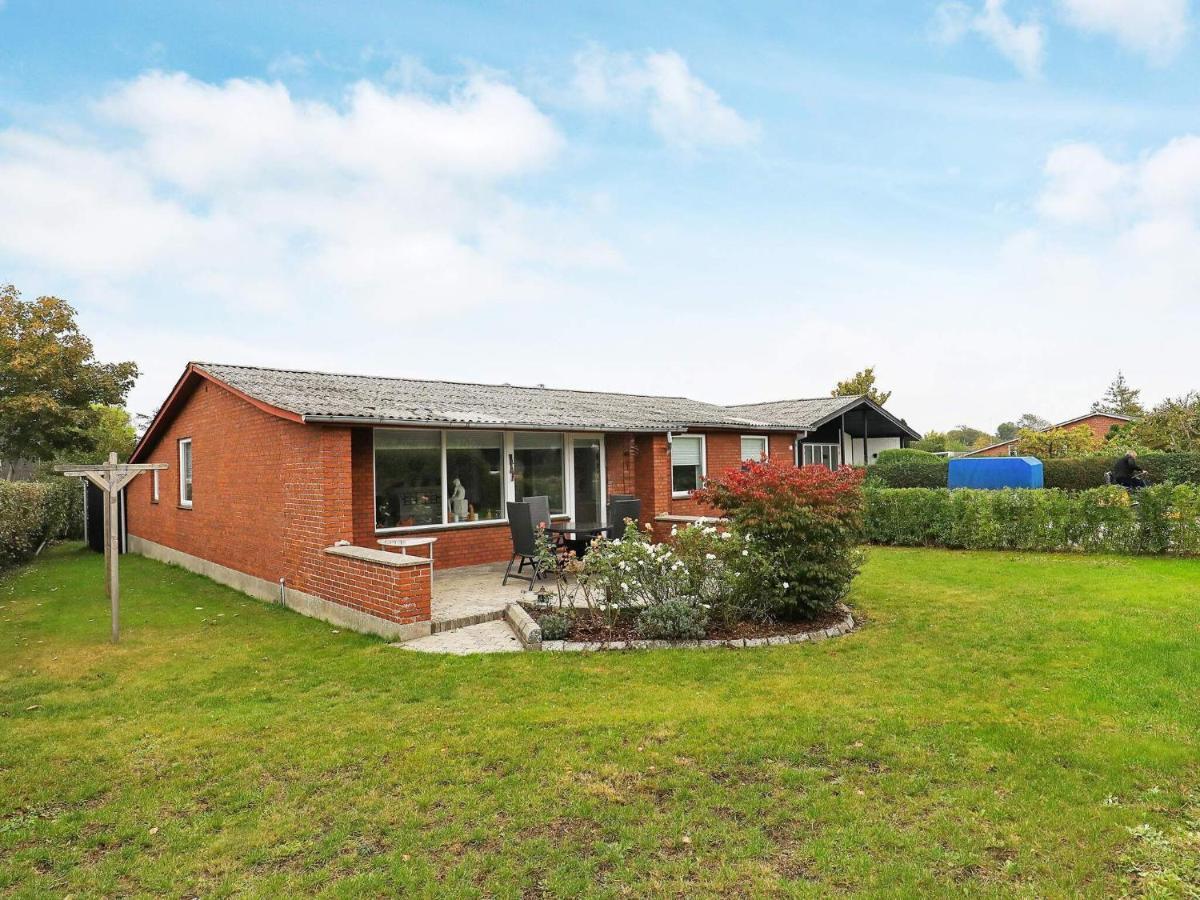 6 Person Holiday Home In R Sk Bing Aeroskobing Exterior photo